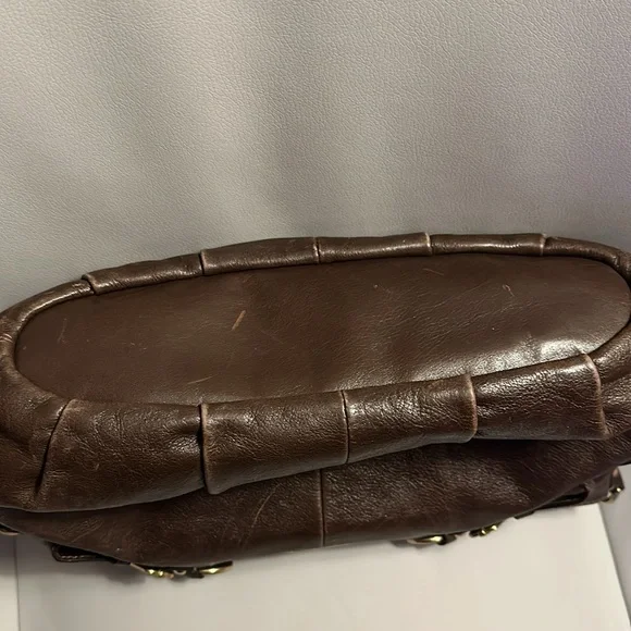 Coach bag! - Picture 3 of 4